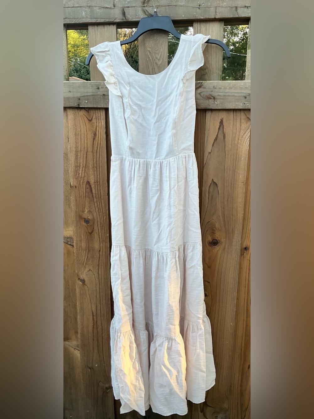 Cute Ruffle Tie-Back Maxi Dress ๐ธ - Picture 3 of 9